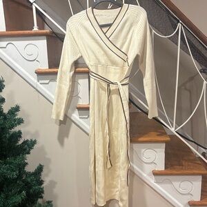 Elegant Cream Long Sleeve Knit Dress